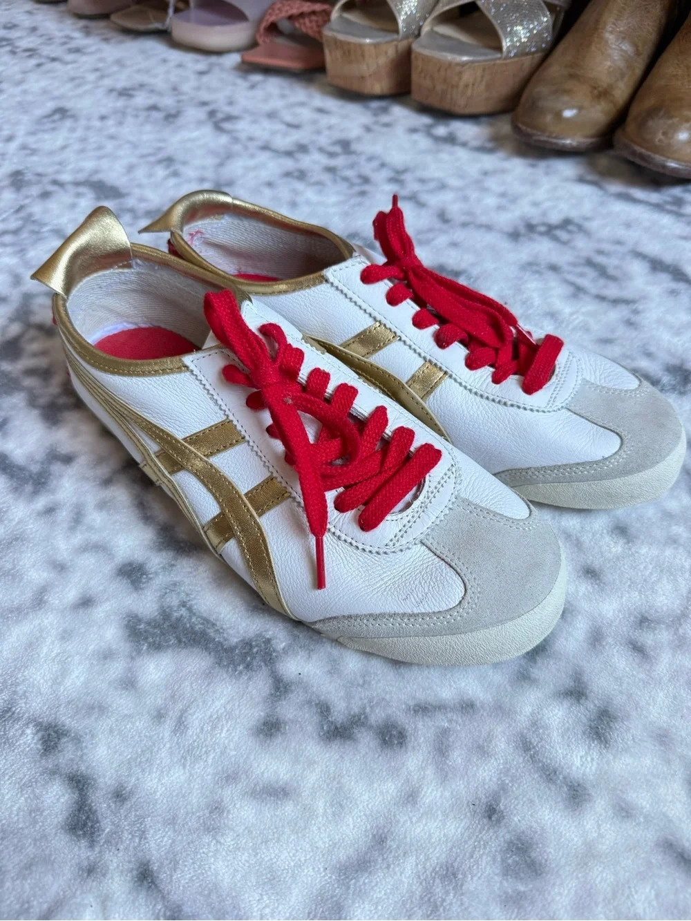 Onitsuka Tiger by Asics slim profile